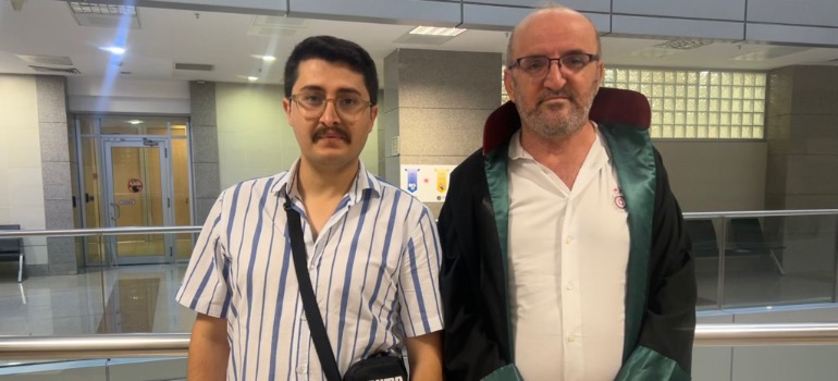 Gazeteci Erdem Avşar’a 