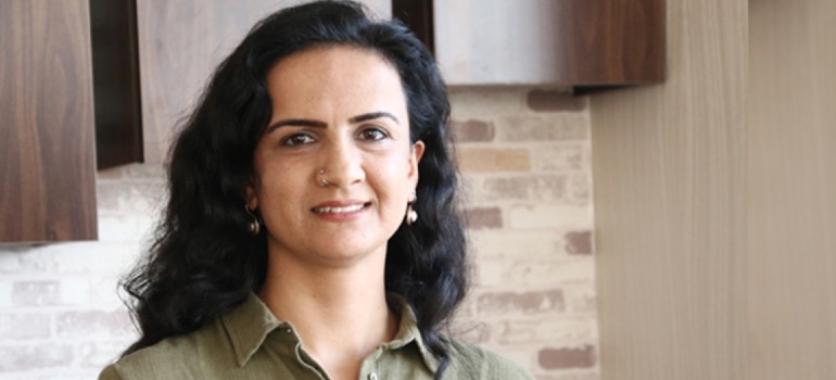 Nurcan Yalçın’ın davası ertelendi: Mahkeme yurtdışı yasağını kaldırmadı